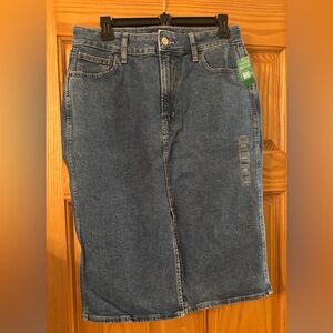 Gap Jean Skirt Sz 12/31 New with tags!